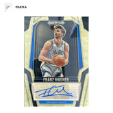 2024-25 Panini Prizm Black Vinyl FOTL #SIG-WAG Franz Wagner Auto 2/5 Magic shown on a white PAKRA background.