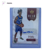 2020 Panini Court Kings Heir Apparent Daniel Oturu AUTO shown on a white PAKRA background.